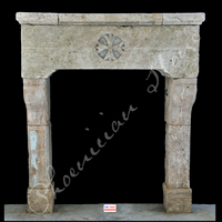 Antique Mantle CH 1022